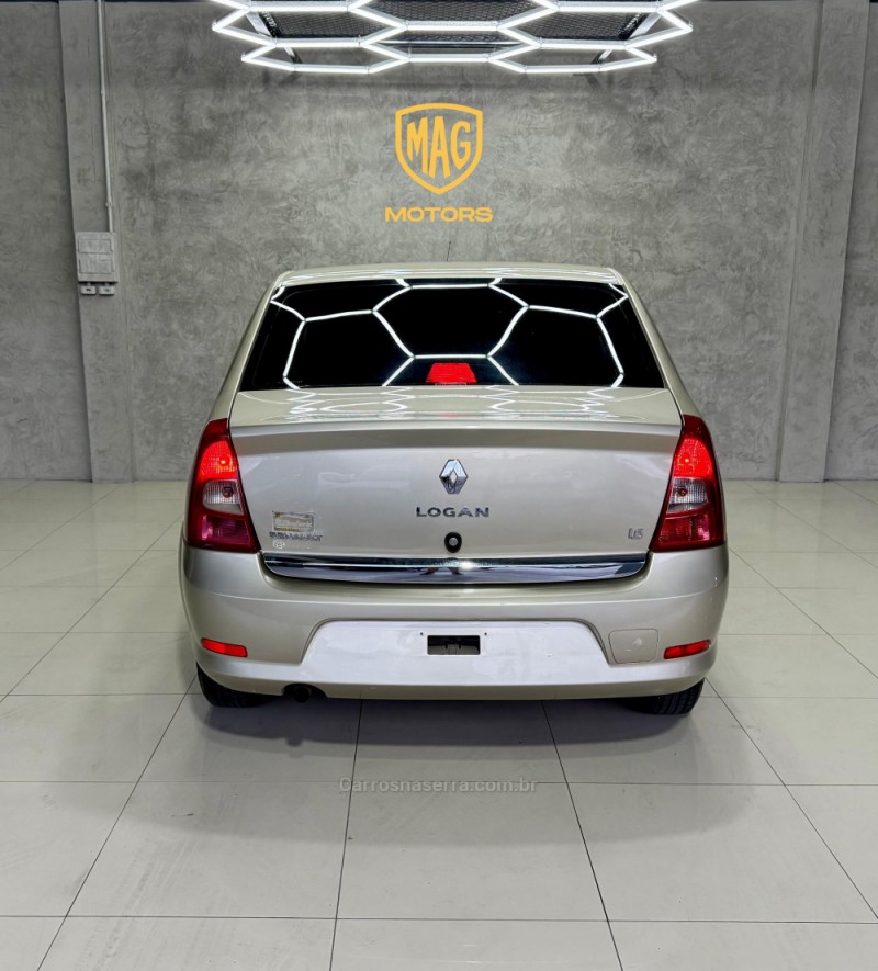 LOGAN 1.6 EXPRESSION 16V FLEX 4P MANUAL - 2012 - CAXIAS DO SUL