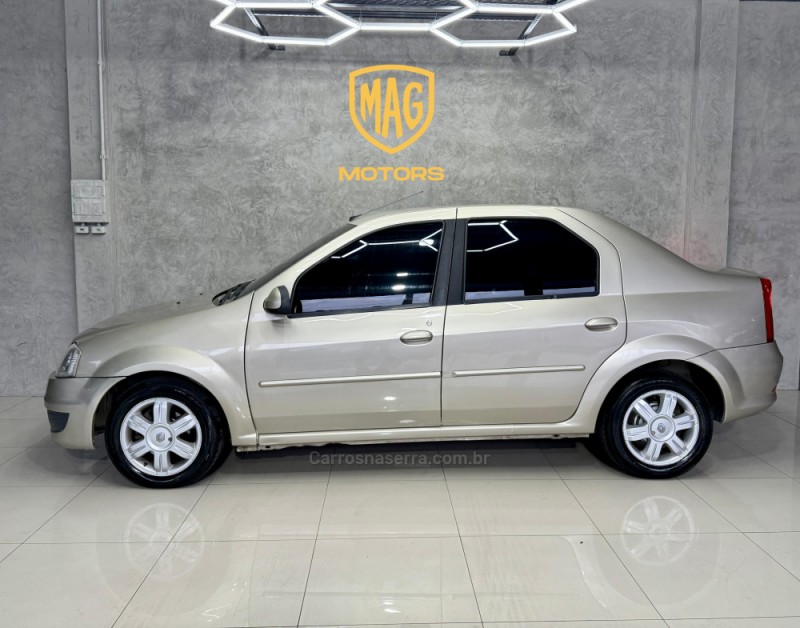 LOGAN 1.6 EXPRESSION 16V FLEX 4P MANUAL - 2012 - CAXIAS DO SUL