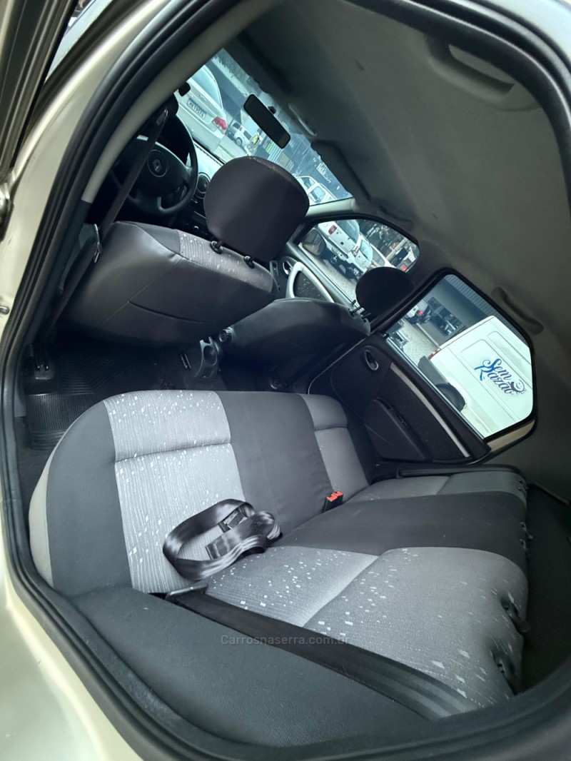 LOGAN 1.6 EXPRESSION 16V FLEX 4P MANUAL - 2012 - CAXIAS DO SUL