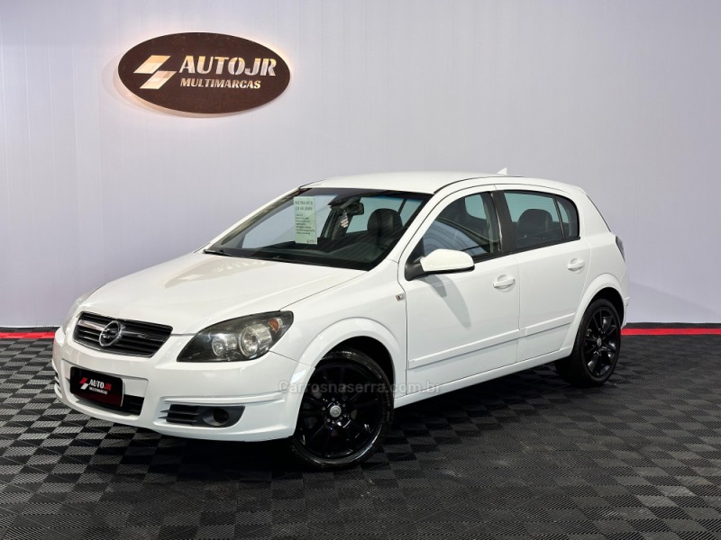 VECTRA 2.0 MPFI GT-X HATCH 8V FLEX 4P MANUAL