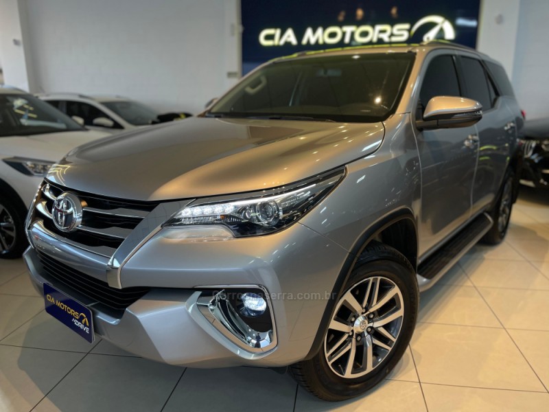 hilux sw4 2.8 srx 4x4 7 lugares 16v turbo intercooler diesel 4p automatico 2020 sao leopoldo