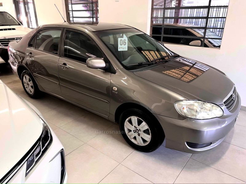 COROLLA 1.6 XLI 16V GASOLINA 4P AUTOMÁTICO - 2006 - CARLOS BARBOSA
