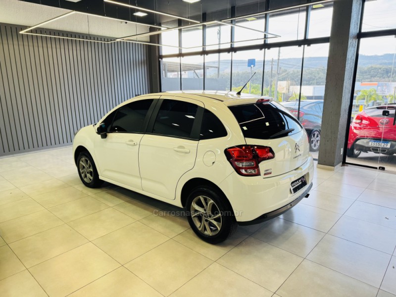C3 1.2 TENDANCE PURE TECH 12V 4P MANUAL - 2017 - DOIS IRMãOS