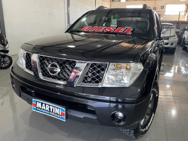 FRONTIER 2.5 XE 4X4 CD TURBO ELETRONIC DIESEL 4P MANUAL - 2013 - CAXIAS DO SUL