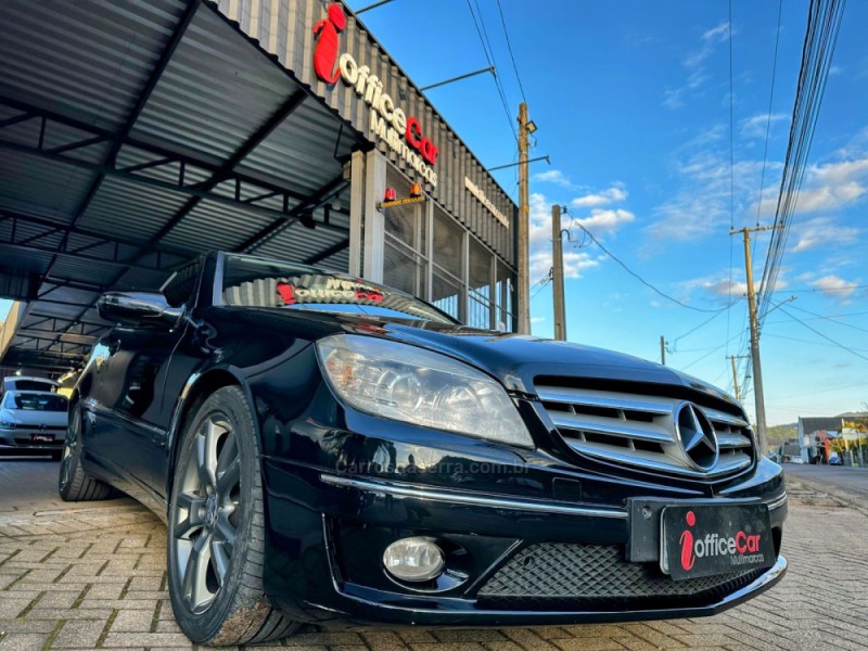 clc 200 k 1.8 kompressor 16v gasolina 2p automatico 2010 tres coroas