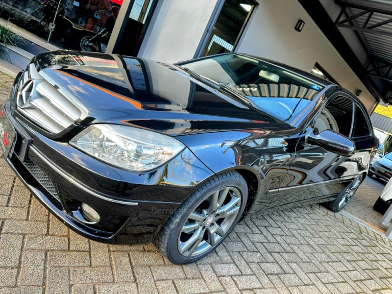 CLC 200 K 1.8 KOMPRESSOR 16V GASOLINA 2P AUTOMATICO - 2010 - TRêS COROAS