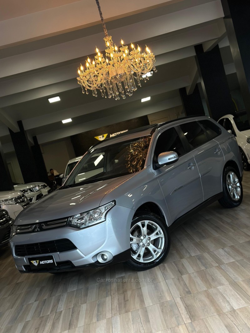 OUTLANDER 2.0 16V GASOLINA 4P AUTOMÁTICO - 2014 - CAXIAS DO SUL