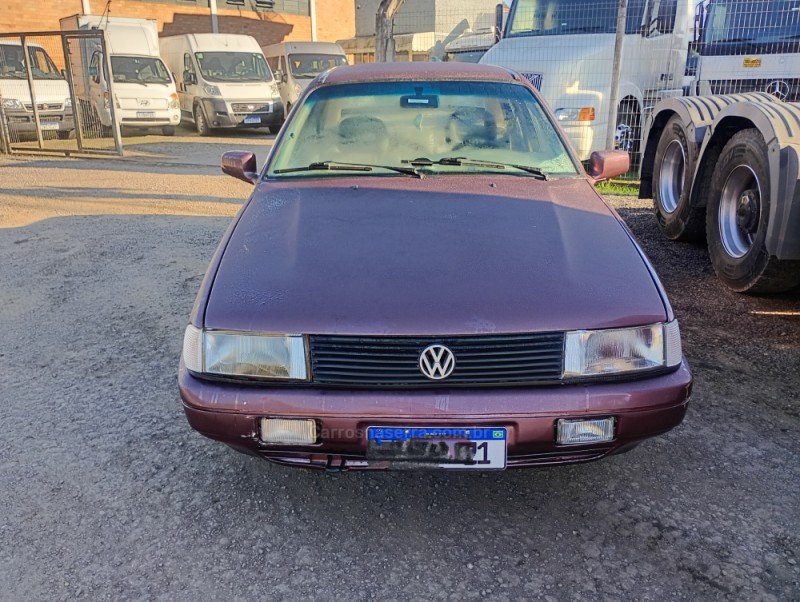 SANTANA 1.8 CL 8V GASOLINA 4P MANUAL