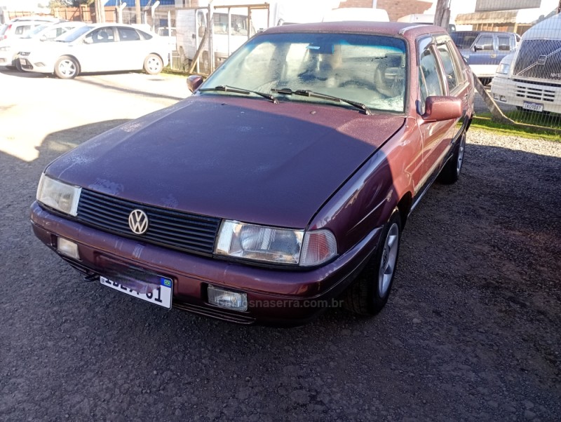 SANTANA 1.8 CL 8V GASOLINA 4P MANUAL - 1994 - FARROUPILHA