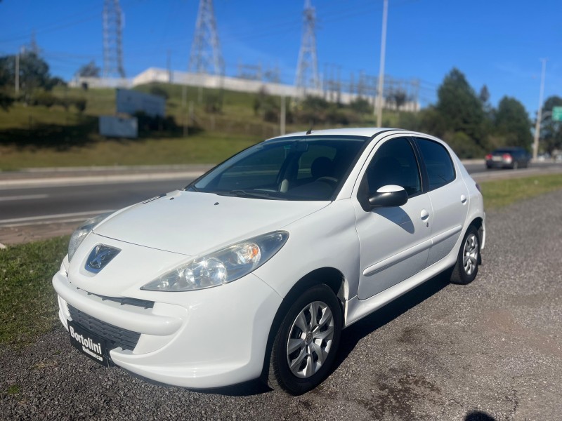 207 1.4 ACTIVE 8V FLEX 4P MANUAL - 2014 - FARROUPILHA