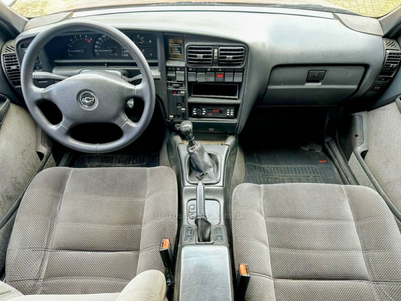 SUPREMA 4.1 SFI GLS 12V GASOLINA 4P MANUAL - 1995 - TRêS COROAS