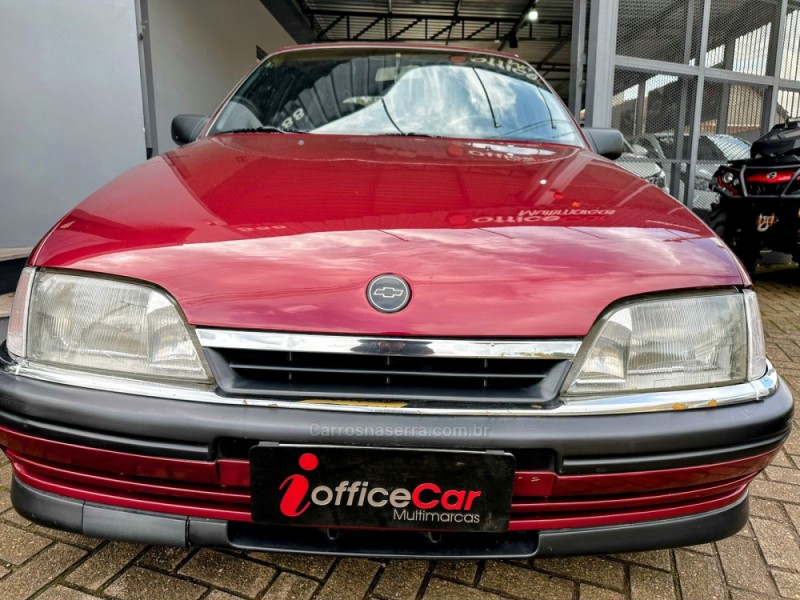 SUPREMA 4.1 SFI GLS 12V GASOLINA 4P MANUAL - 1995 - TRêS COROAS