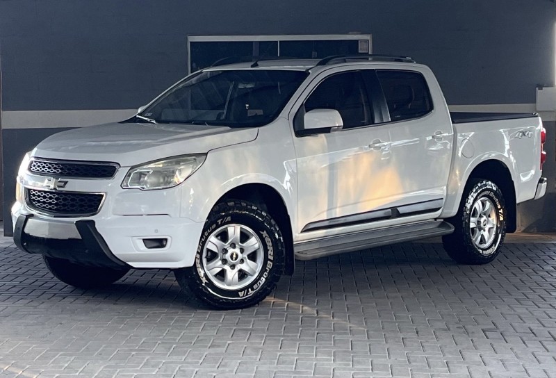 s10 2.8 lt 4x4 cd 16v turbo diesel 4p automatico 2013 caxias do sul