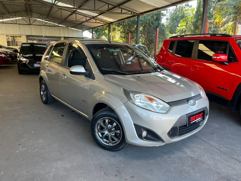 FIESTA 1.0 MPI CLASS HATCH 8V FLEX 4P MANUAL - 2011 - CAXIAS DO SUL