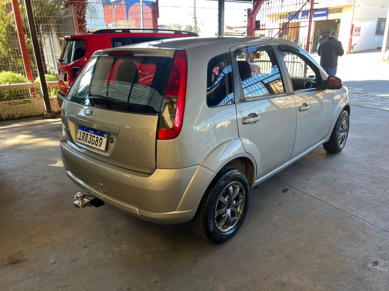 FIESTA 1.0 MPI CLASS HATCH 8V FLEX 4P MANUAL - 2011 - CAXIAS DO SUL
