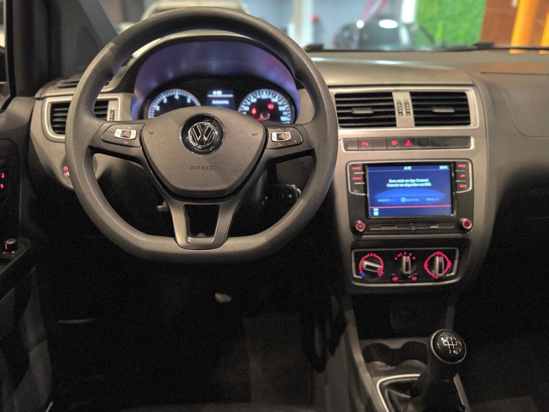 FOX 1.0 MPI TRACK 12V FLEX 4P MANUAL - 2018 - NOVO HAMBURGO