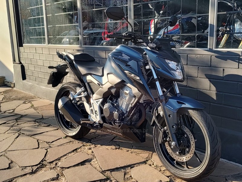 CB 300F TWISTER ABS - 2025 - FLORES DA CUNHA