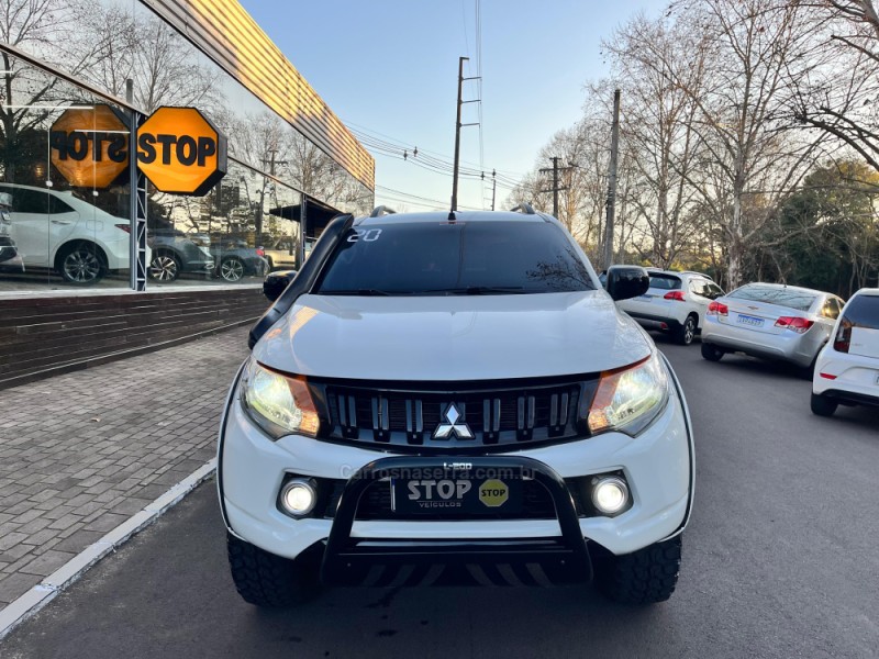 L200 TRITON 2.4 GL 4X2 CD 16V FLEX 4P MANUAL - 2020 - DOIS IRMãOS