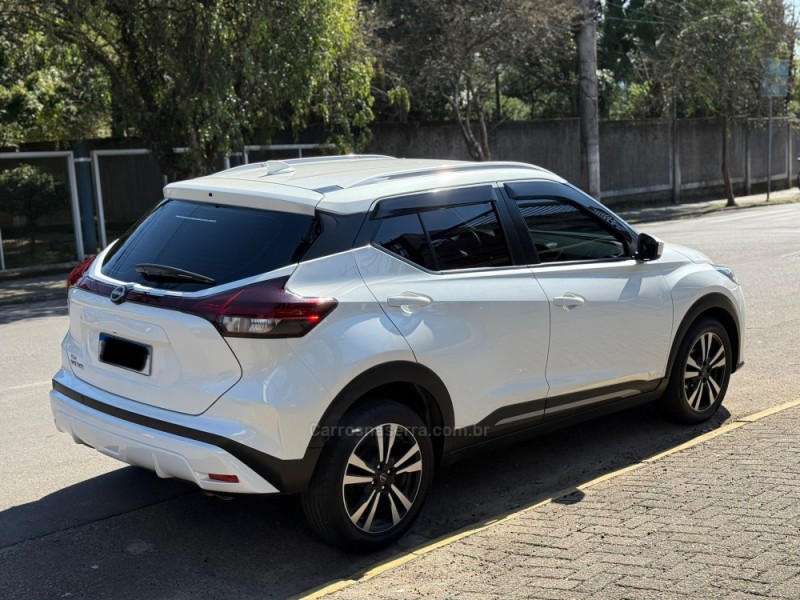 KICKS 1.6 ADVANCE 16V FLEX 4P AUTOMÁTICO - 2023 - PAROBé