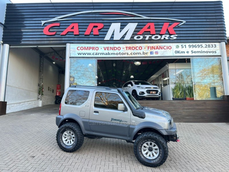 jimny 1.3 4work 4x4 16v gasolina 2p manual 2018 dois irmaos