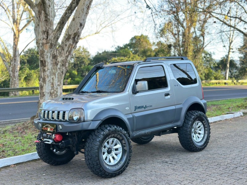 JIMNY 1.3 4WORK 4X4 16V GASOLINA 2P MANUAL - 2018 - DOIS IRMãOS
