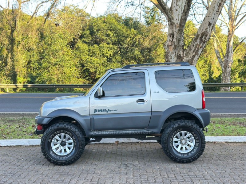 JIMNY 1.3 4WORK 4X4 16V GASOLINA 2P MANUAL - 2018 - DOIS IRMãOS