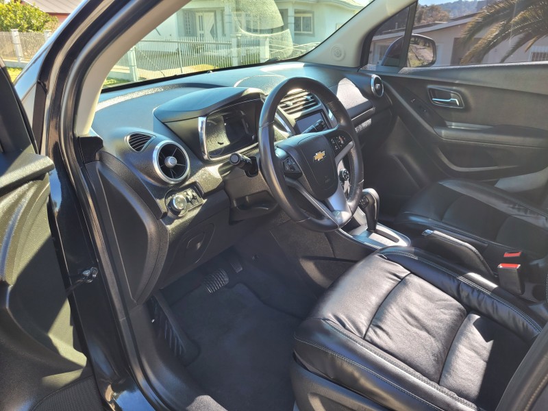 TRACKER 1.8 MPFI LTZ 4X2 16V FLEX 4P AUTOMÁTICO - 2014 - CARLOS BARBOSA