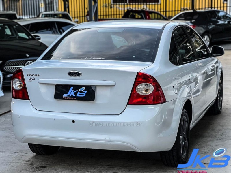 FOCUS 1.6 GL 16V FLEX 4P MANUAL - 2011 - NOVO HAMBURGO