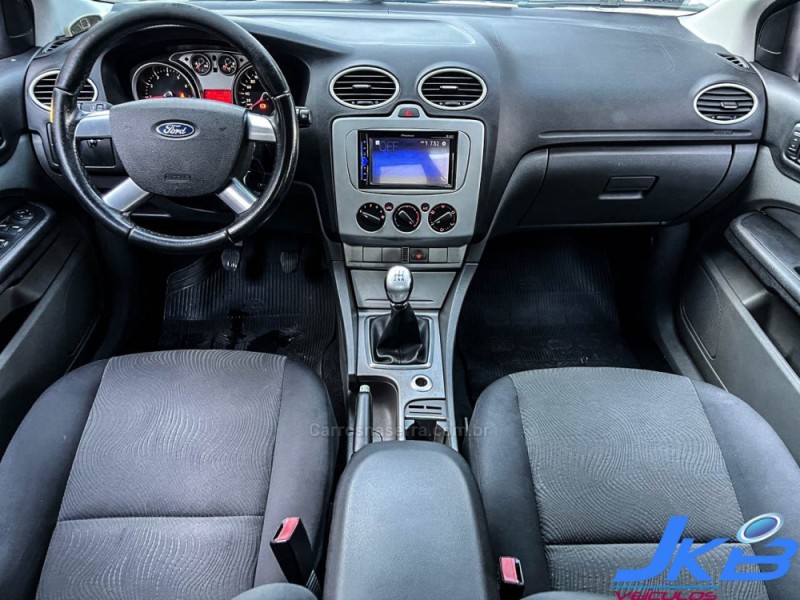 FOCUS 1.6 GL 16V FLEX 4P MANUAL - 2011 - NOVO HAMBURGO
