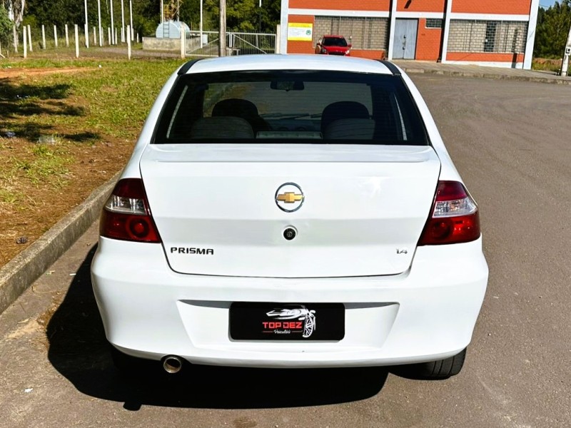 PRISMA 1.4 MPFI MAXX 8V FLEX 4P MANUAL - 2011 - SãO SEBASTIãO DO CAí