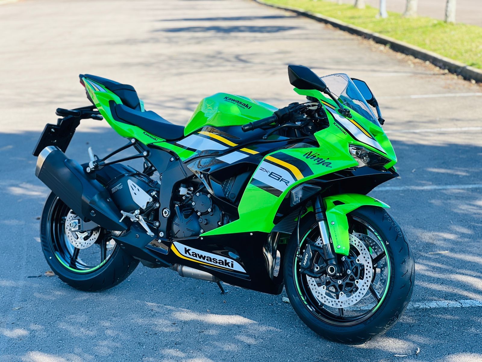 KAWASAKI - NINJA ZX-6R 636 - 2025/2025 - Verde - R$ 77.190,00