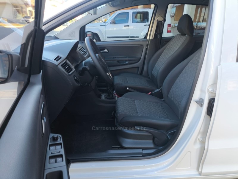 FOX 1.6 MSI TRENDLINE 8V FLEX 4P MANUAL - 2015 - GUAPORé