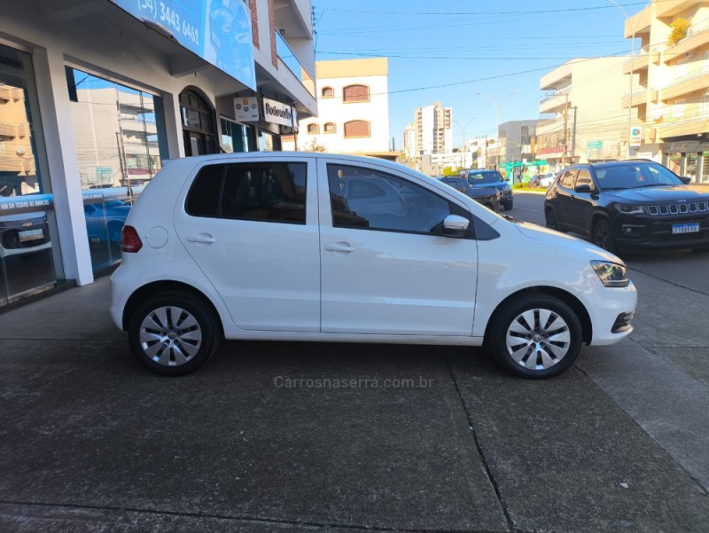 FOX 1.6 MSI TRENDLINE 8V FLEX 4P MANUAL - 2015 - GUAPORé