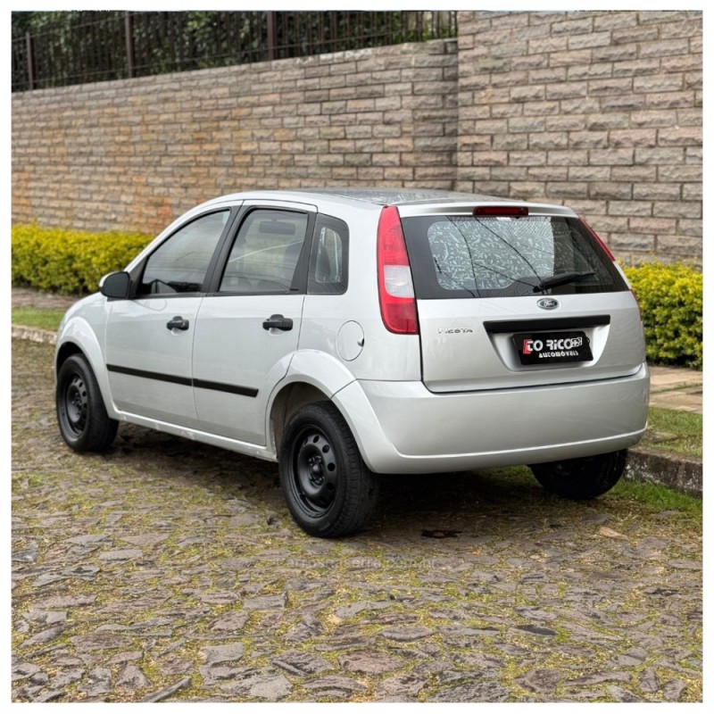FIESTA 1.0 MPI PERSONNALITÉ 8V GASOLINA 4P MANUAL - 2003 - CAMPO BOM
