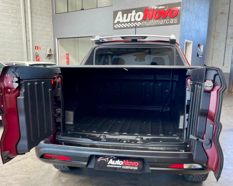 TORO 2.0 16V TURBO DIESEL VOLCANO AT9 4X4 AUTOMÁTICO - 2017 - VACARIA