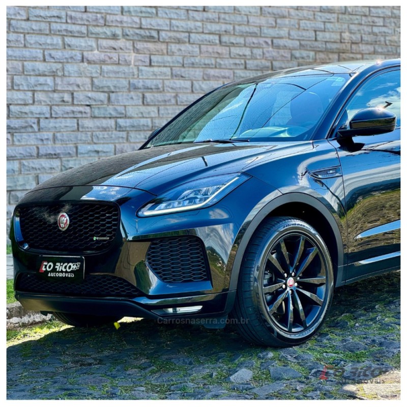 E-PACE 2.0 16V P300 R-DYNAMIC SE AWD GASOLINA 4P AUTOMÁTICO - 2019 - CAMPO BOM