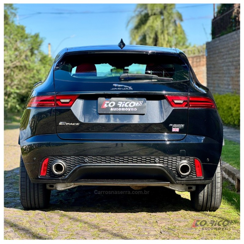 E-PACE 2.0 16V P300 R-DYNAMIC SE AWD GASOLINA 4P AUTOMÁTICO - 2019 - CAMPO BOM