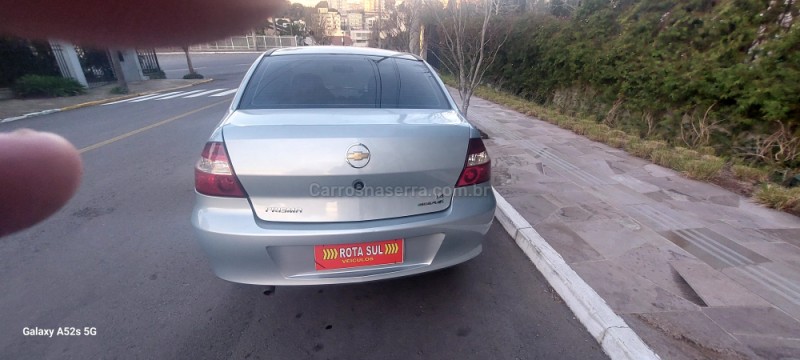 PRISMA 1.4 MPFI LT 8V FLEX 4P MANUAL - 2010 - FARROUPILHA