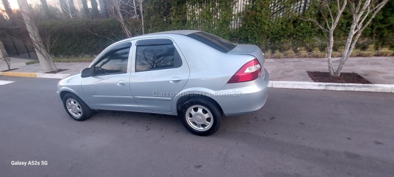 PRISMA 1.4 MPFI LT 8V FLEX 4P MANUAL - 2010 - FARROUPILHA