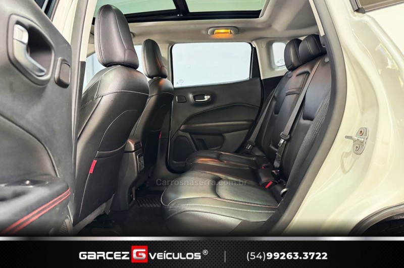COMPASS 2.0 16V DIESEL TRAILHAWK 4X4 AUTOMÁTICO - 2018 - BENTO GONçALVES
