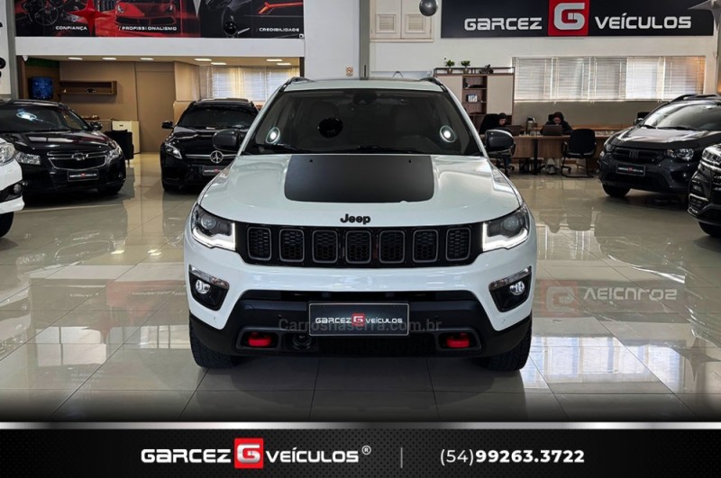 COMPASS 2.0 16V DIESEL TRAILHAWK 4X4 AUTOMÁTICO - 2018 - BENTO GONçALVES