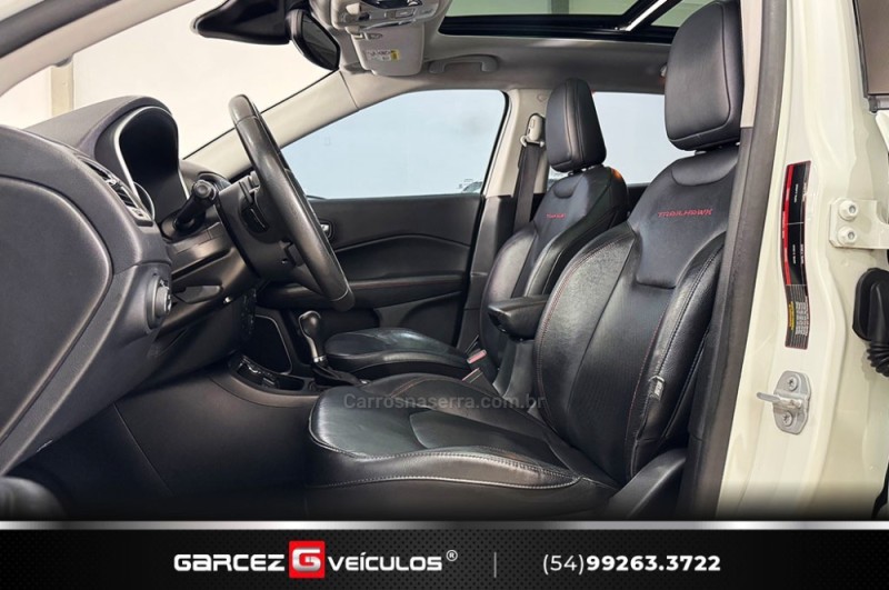 COMPASS 2.0 16V DIESEL TRAILHAWK 4X4 AUTOMÁTICO - 2018 - BENTO GONçALVES