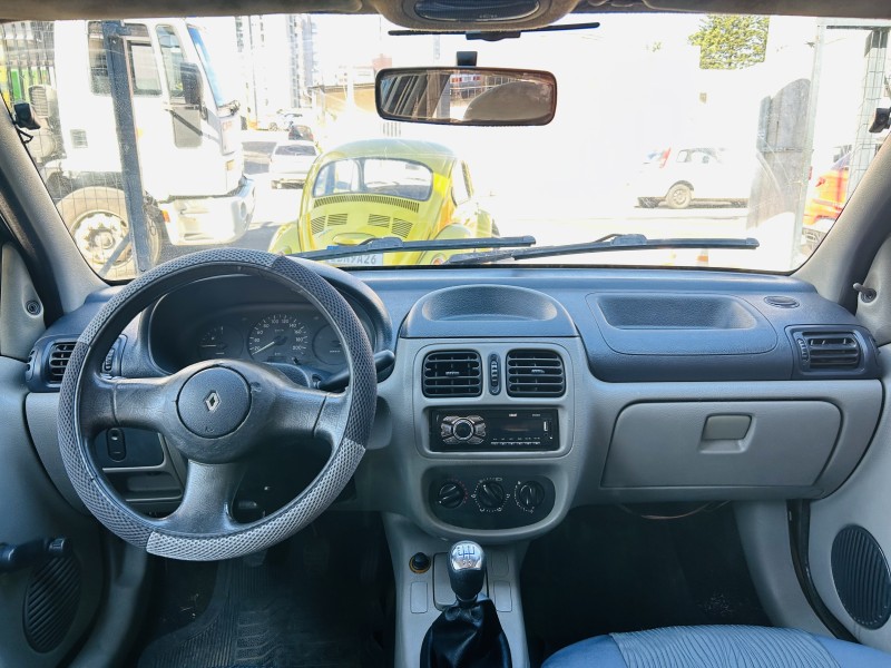 CLIO 1.0 AUTHENTIQUE 8V GASOLINA 4P MANUAL - 2004 - CAXIAS DO SUL