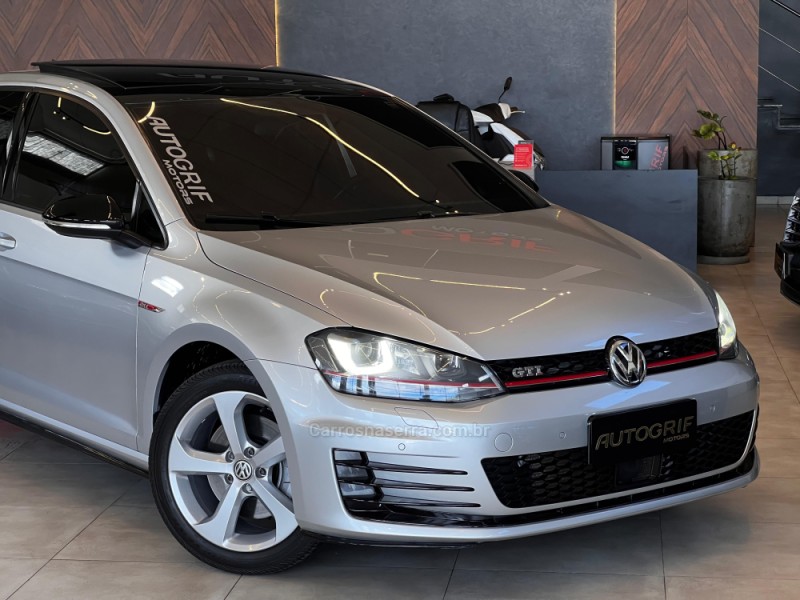 GOLF 2.0 TSI GTI 16V TURBO GASOLINA 4P AUTOMÁTICO - 2016 - CAMPO BOM