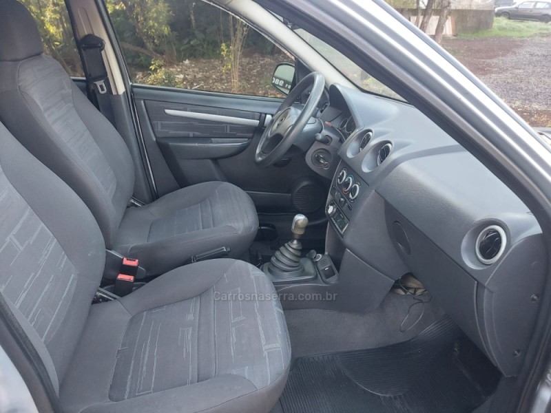 PRISMA 1.4 MPFI MAXX 8V FLEX 4P MANUAL - 2011 - ENCANTADO