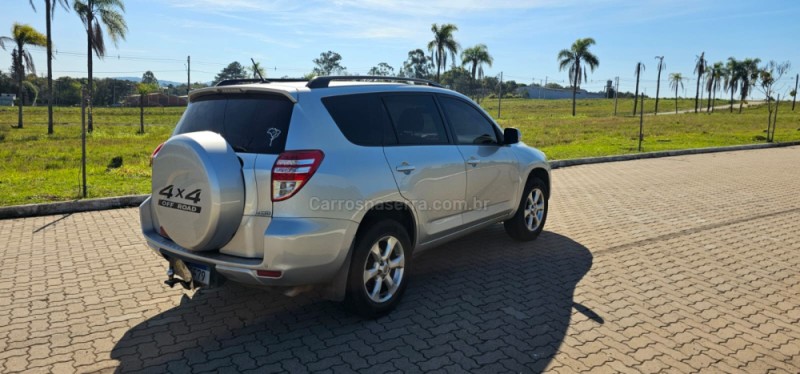 RAV4 2.4 4X4 16V GASOLINA 4P AUTOMÁTICO - 2010 - IVOTI