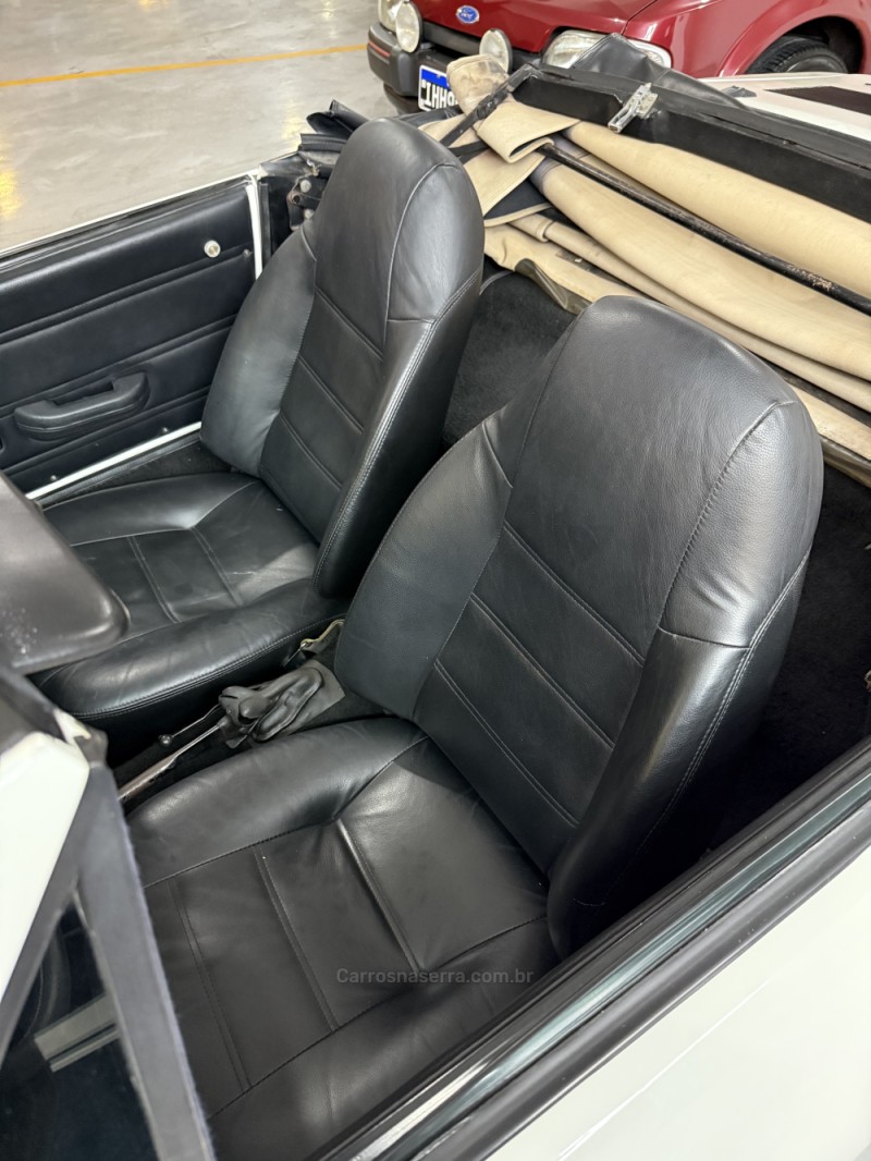 GTC 1.6 CONVERSÍVEL 8V GASOLINA 2P MANUAL - 1981 - FARROUPILHA