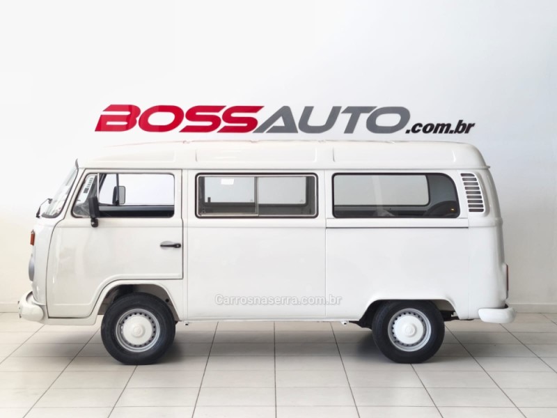 KOMBI 1.6 MI STD LOTAÇÃO 8V GASOLINA 3P MANUAL - 1999 - CAXIAS DO SUL