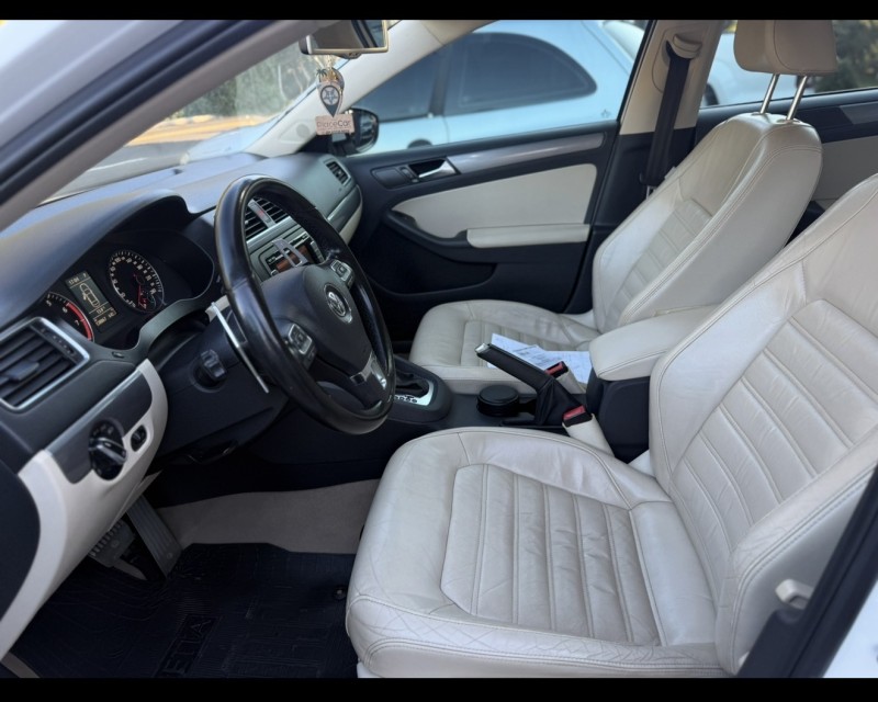 JETTA 2.0 TSI HIGHLINE 200CV GASOLINA 4P TIPTRONIC - 2012 - NOVA PETRóPOLIS
