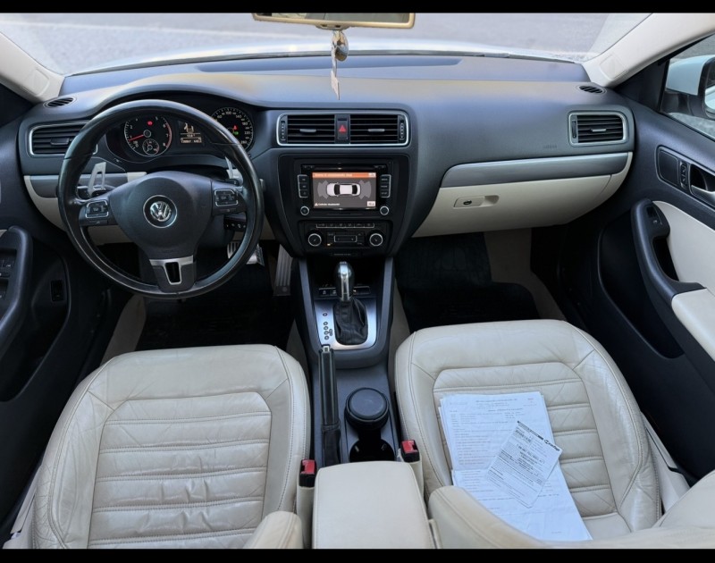 JETTA 2.0 TSI HIGHLINE 200CV GASOLINA 4P TIPTRONIC - 2012 - NOVA PETRóPOLIS